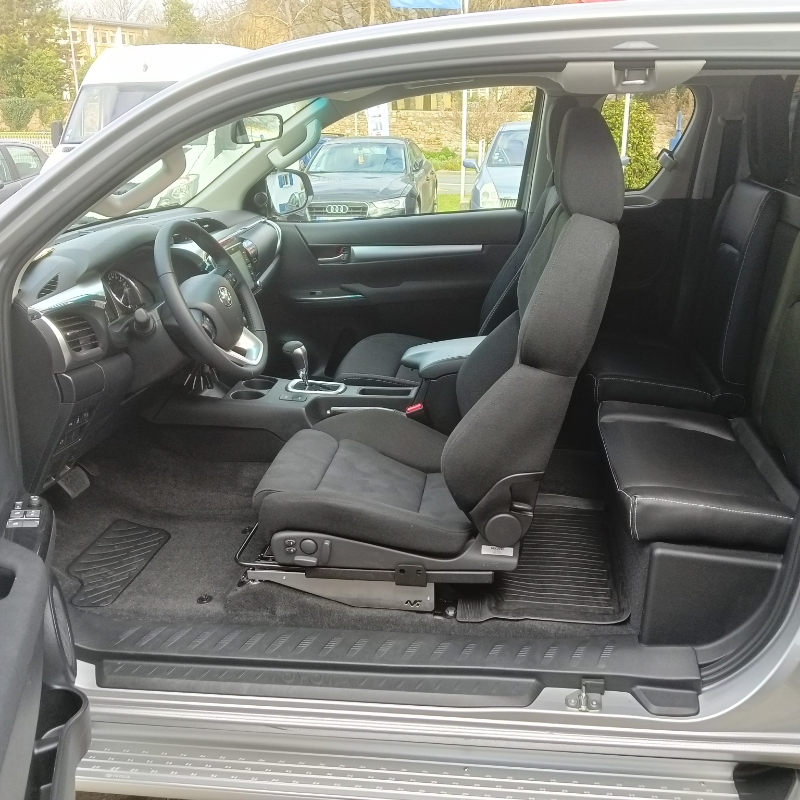 Handi Technic Auto A T S Bosch Car Service Amenagement Vehicule Pour Handicape A Brest Sieges Recaro